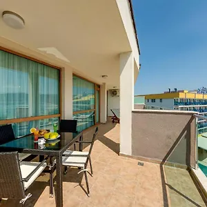 https://briz-beach-b-hotel.sunnybeach-hotels.org