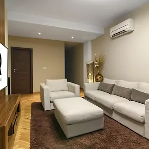 Beachfront 3-bedroom With Jaccuzi And Barbecue In The Back Варна