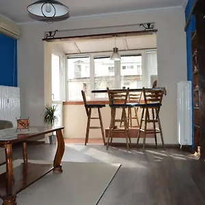 Atelier 9 - Art Mansard Apartment