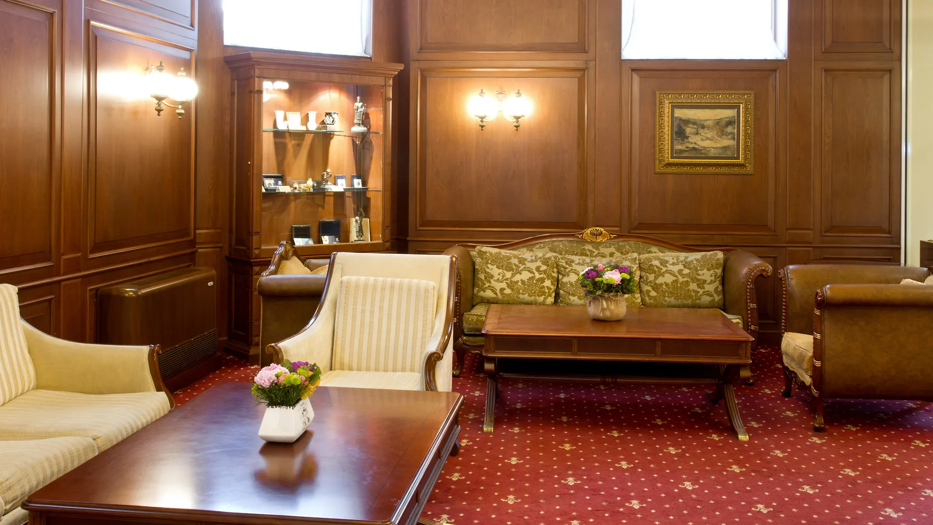 Crystal Palace Boutique Hotel Sofia 4*,